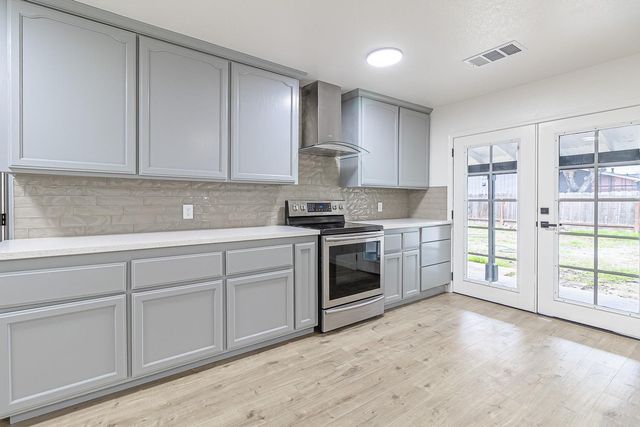 3314 Uranus Dr, Ceres, CA 95307