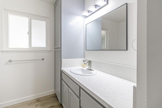 3314 Uranus Dr, Ceres, CA 95307