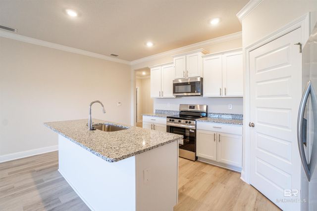 1073 Hayward Loop, Foley, AL 36535