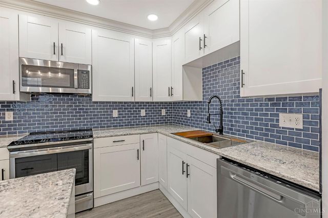 5520 Davies Place, Cincinnati, OH 45227