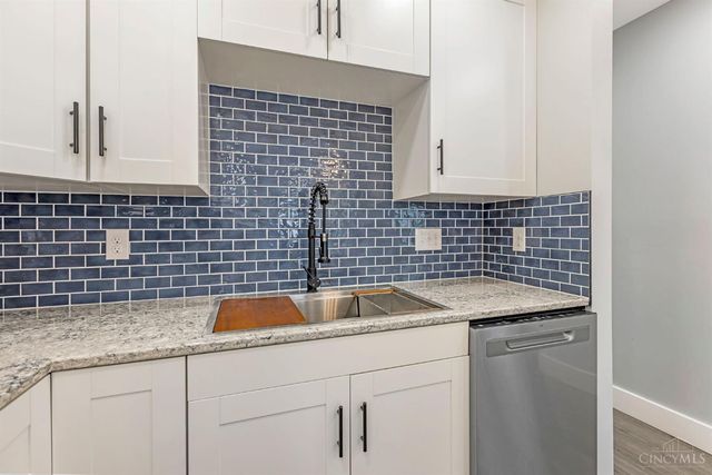 5520 Davies Place, Cincinnati, OH 45227