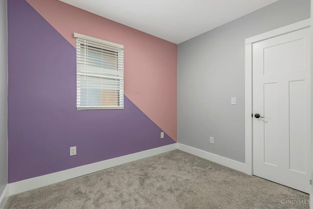 5520 Davies Place, Cincinnati, OH 45227