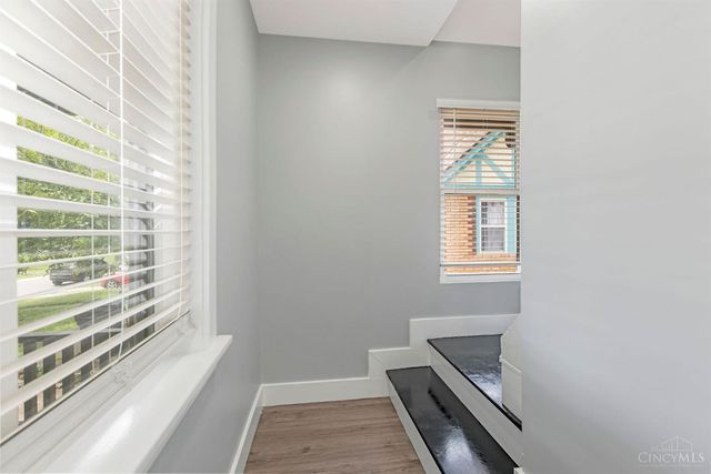 5520 Davies Place, Cincinnati, OH 45227