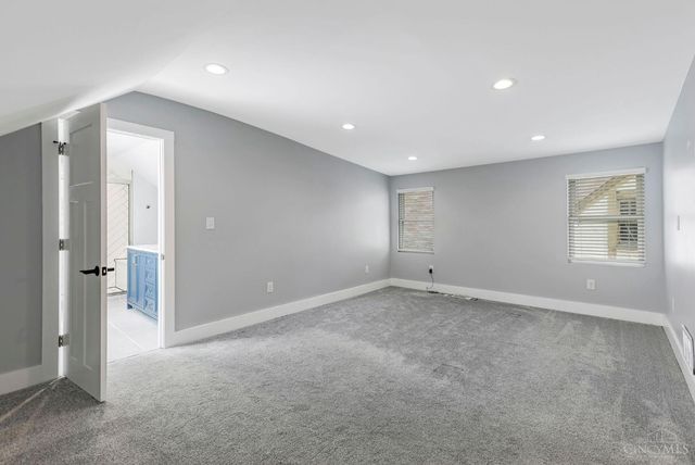 5520 Davies Place, Cincinnati, OH 45227
