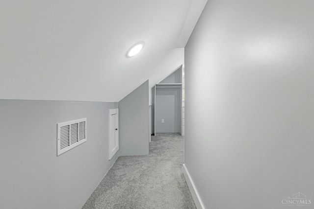5520 Davies Place, Cincinnati, OH 45227