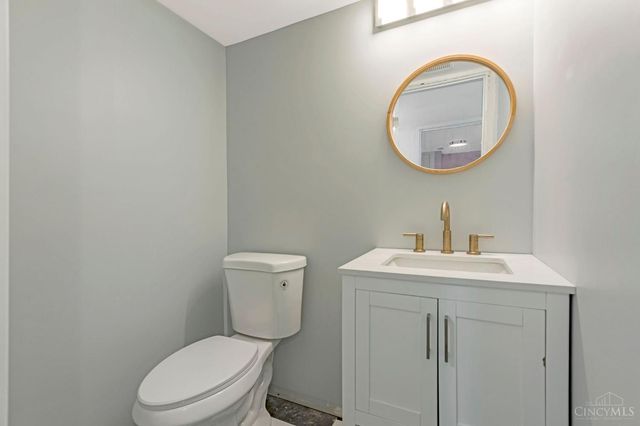 5520 Davies Place, Cincinnati, OH 45227