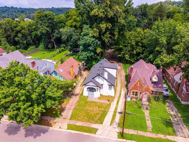 5520 Davies Place, Cincinnati, OH 45227