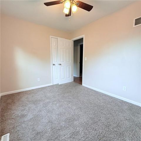 7901 E 104th Terrace, Kansas City, MO 64134