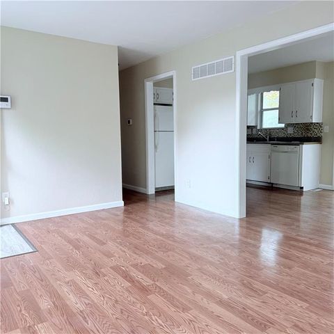 7901 E 104th Terrace, Kansas City, MO 64134