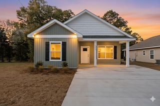 1255 Mills Avenue, Pensacola, FL 32507