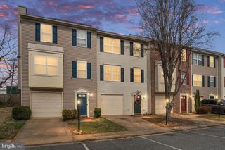 208 REGINA LN, Fredericksburg, VA 22405
