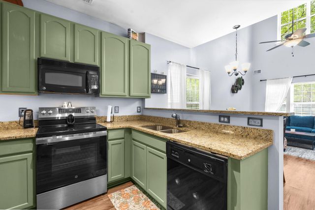 400 Chinquapin Drive, Summerville, SC 29485