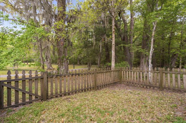 400 Chinquapin Drive, Summerville, SC 29485