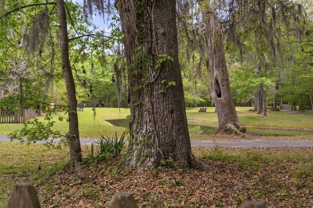 400 Chinquapin Drive, Summerville, SC 29485