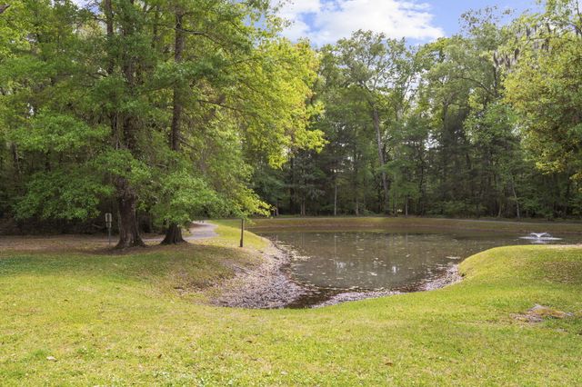 400 Chinquapin Drive, Summerville, SC 29485