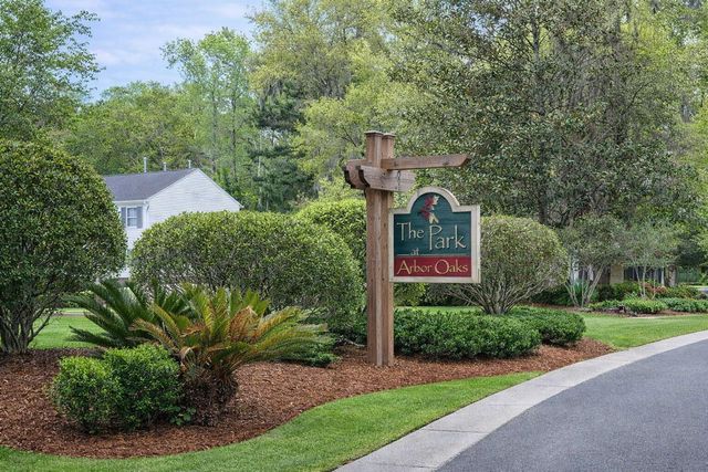 400 Chinquapin Drive, Summerville, SC 29485