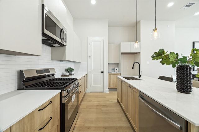 3907 Tulane Street E, Houston, TX 77018