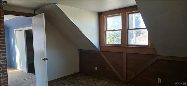 1916 Union Road, West Seneca, NY 14224