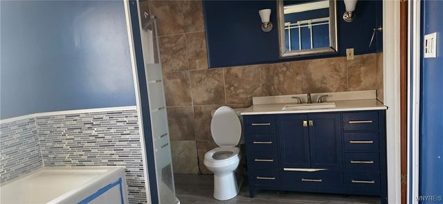 1916 Union Road, West Seneca, NY 14224