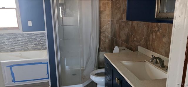 1916 Union Road, West Seneca, NY 14224