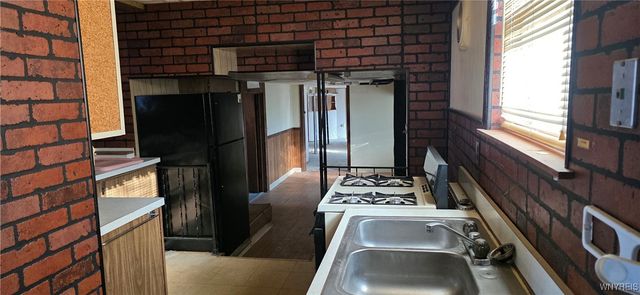 1916 Union Road, West Seneca, NY 14224