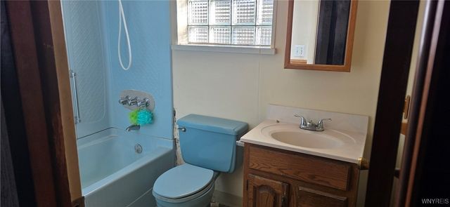 1916 Union Road, West Seneca, NY 14224