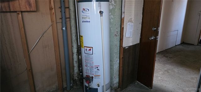 1916 Union Road, West Seneca, NY 14224