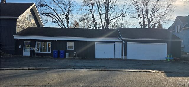 1916 Union Road, West Seneca, NY 14224