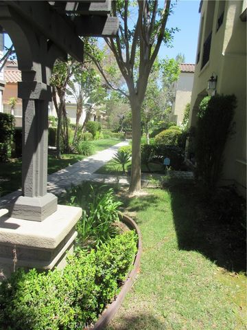 65 Figtree, Irvine, CA 92603