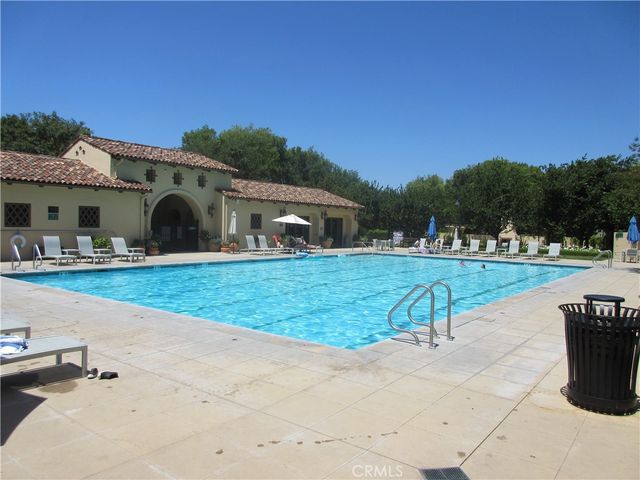 65 Figtree, Irvine, CA 92603