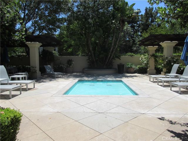 65 Figtree, Irvine, CA 92603