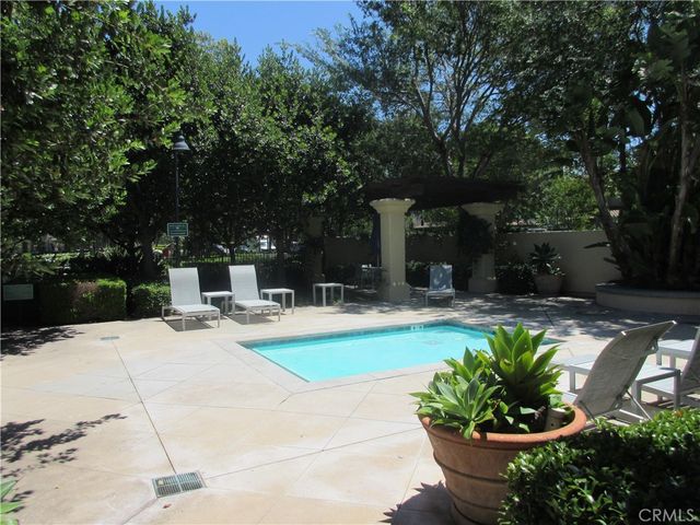 65 Figtree, Irvine, CA 92603