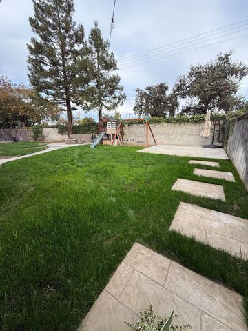 2330 S Stover Street, Visalia, CA 93292