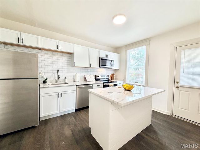 4840 Gardenville Avenue, St Louis, MO 63116