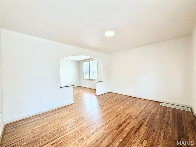 4840 Gardenville Avenue, St Louis, MO 63116