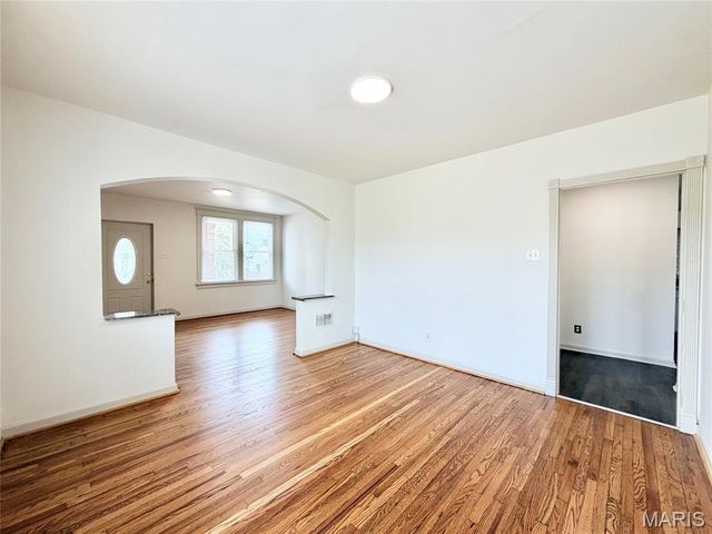 4840 Gardenville Avenue, St Louis, MO 63116