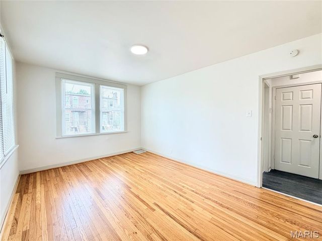 4840 Gardenville Avenue, St Louis, MO 63116