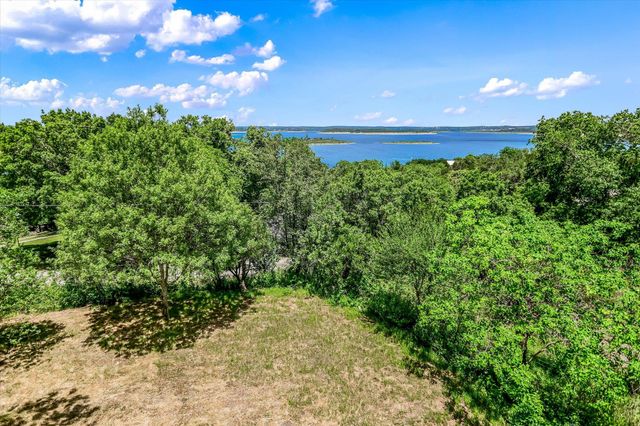 419 Cindy DR, Canyon Lake, TX 78133