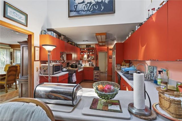 682 Princess Anne RD, Virginia Beach, VA 23457