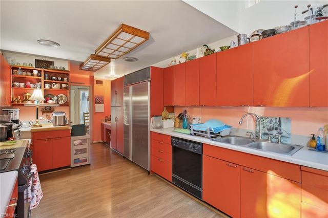 682 Princess Anne RD, Virginia Beach, VA 23457