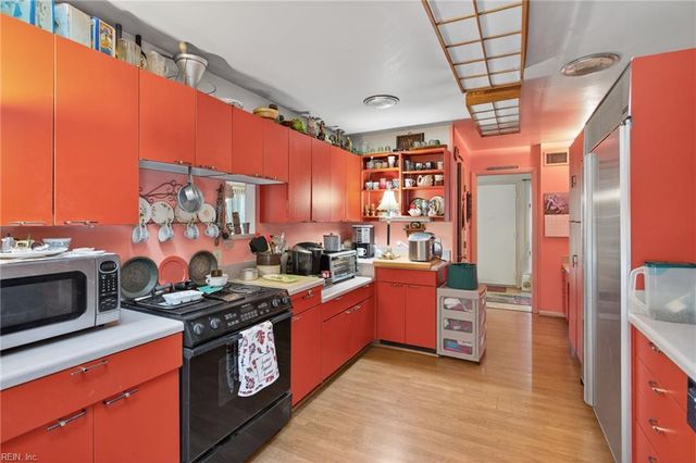 682 Princess Anne RD, Virginia Beach, VA 23457