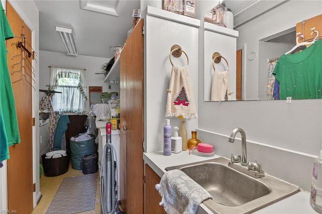 682 Princess Anne RD, Virginia Beach, VA 23457