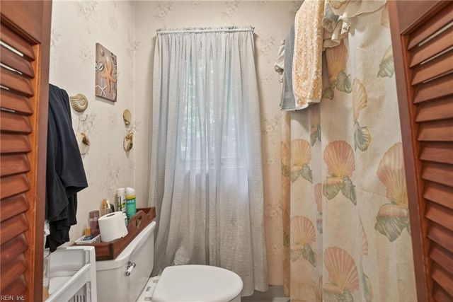 682 Princess Anne RD, Virginia Beach, VA 23457