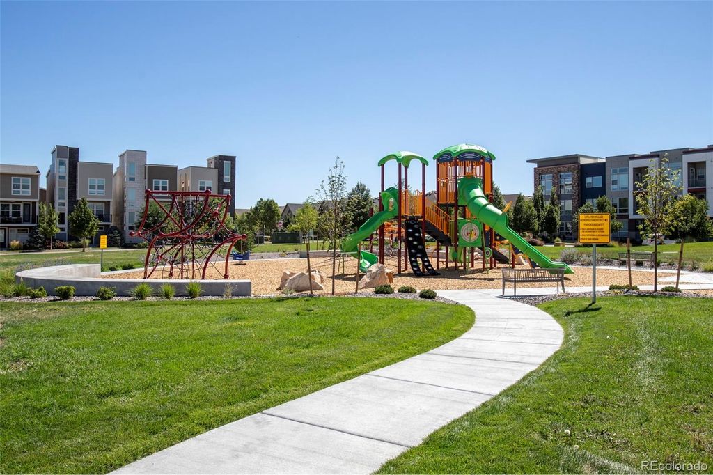 Image 26 of property listing at 480 E Fremont Place 310, Littleton, CO 80122