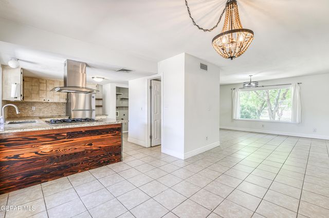221 MONTEBELLO Drive, El Paso, TX 79912
