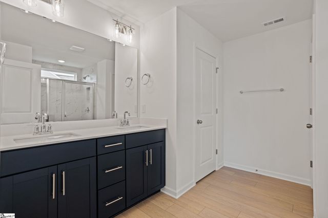 206 Pendergast Road, Greenville, SC 29605