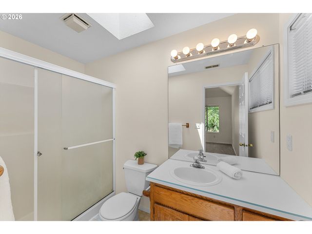 11865 Nw VAUGHAN Ct, Portland, OR 97229