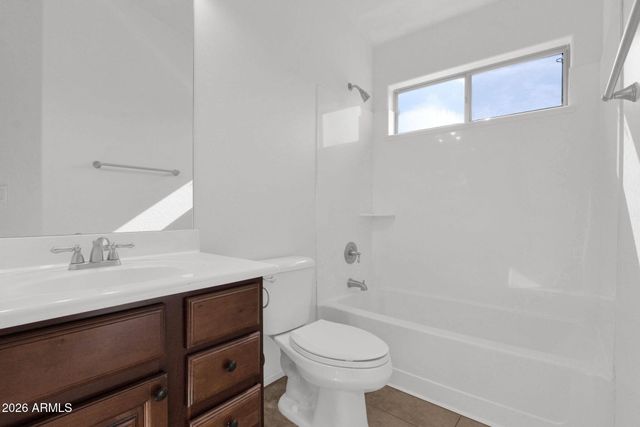 2730 E DRY WOOD Road, Phoenix, AZ 85024