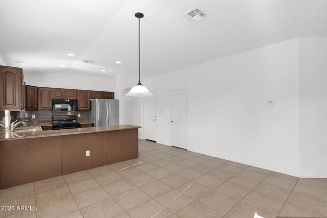 2730 E DRY WOOD Road, Phoenix, AZ 85024