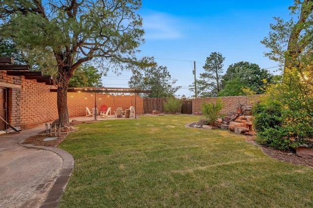 1313 Kentucky Street SE, Albuquerque, NM 87108